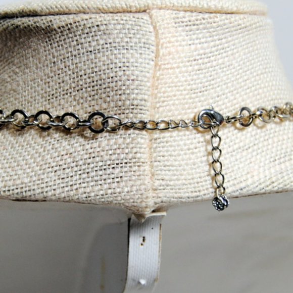 Statement Jewelry Necklace Gold Dangling Accents - Picture 6 of 6